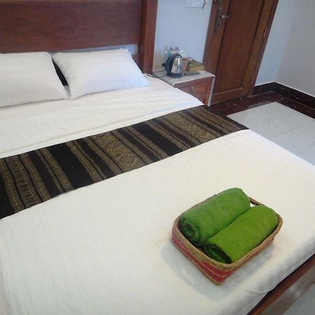 Marany Guesthouse Kampot Exterior photo
