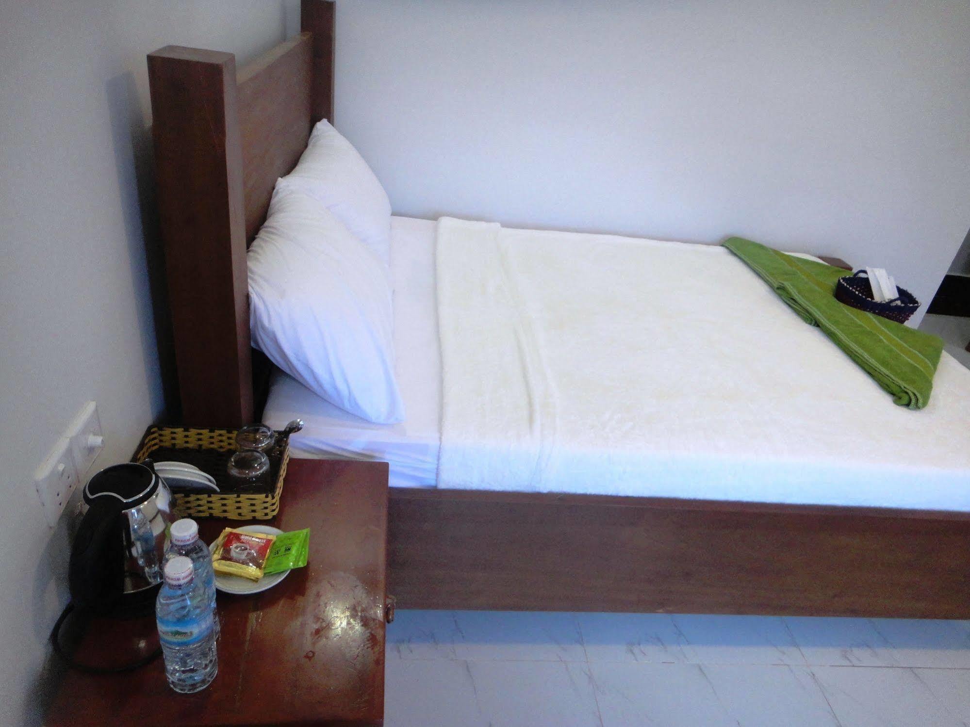 Marany Guesthouse Kampot Exterior photo