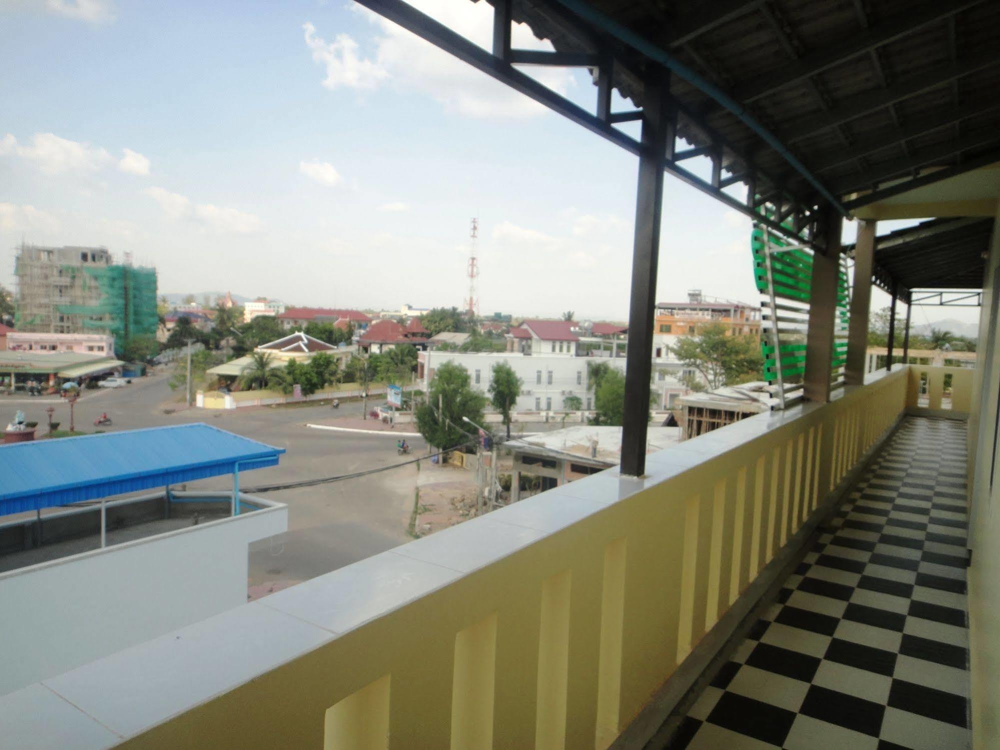 Marany Guesthouse Kampot Exterior photo